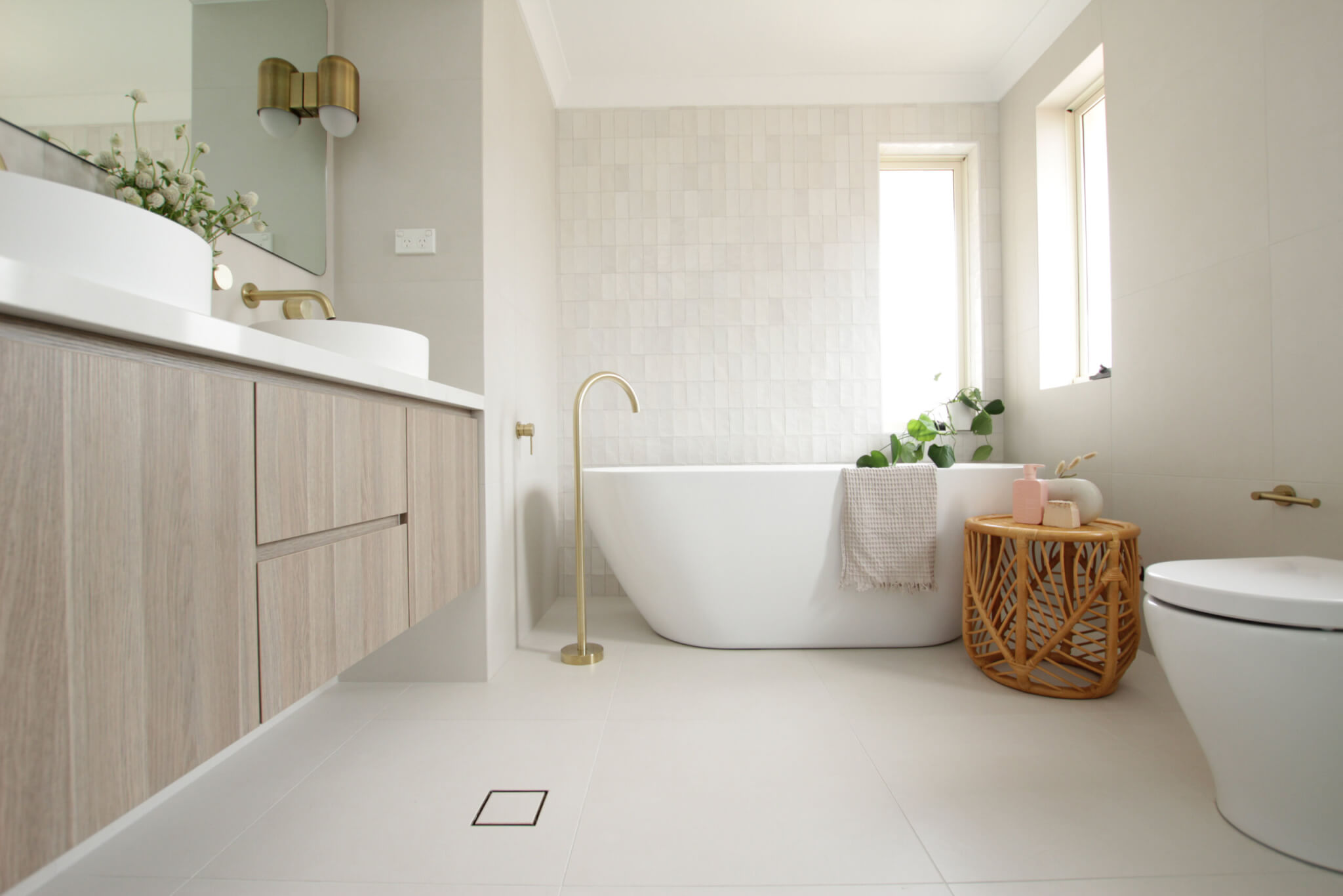 Modern Bathroom Design Trends To Avoid In 2022 | Novalé Bathrooms